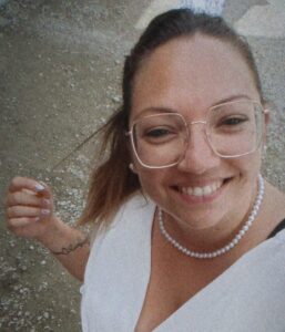 photo portrait en noir et blanc pour la page contact