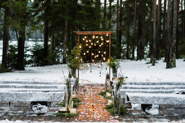arche en bois cérémonie laïque mariage hiver