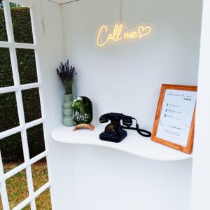 cabine téléphonique livre d'or audio